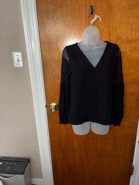 Express Black V-Neck Lace Sleeve Blouse
